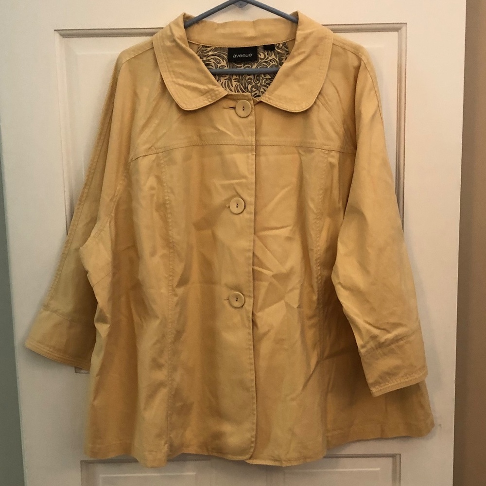 Avenue butter yellow lightweight jacket 30/32 4X